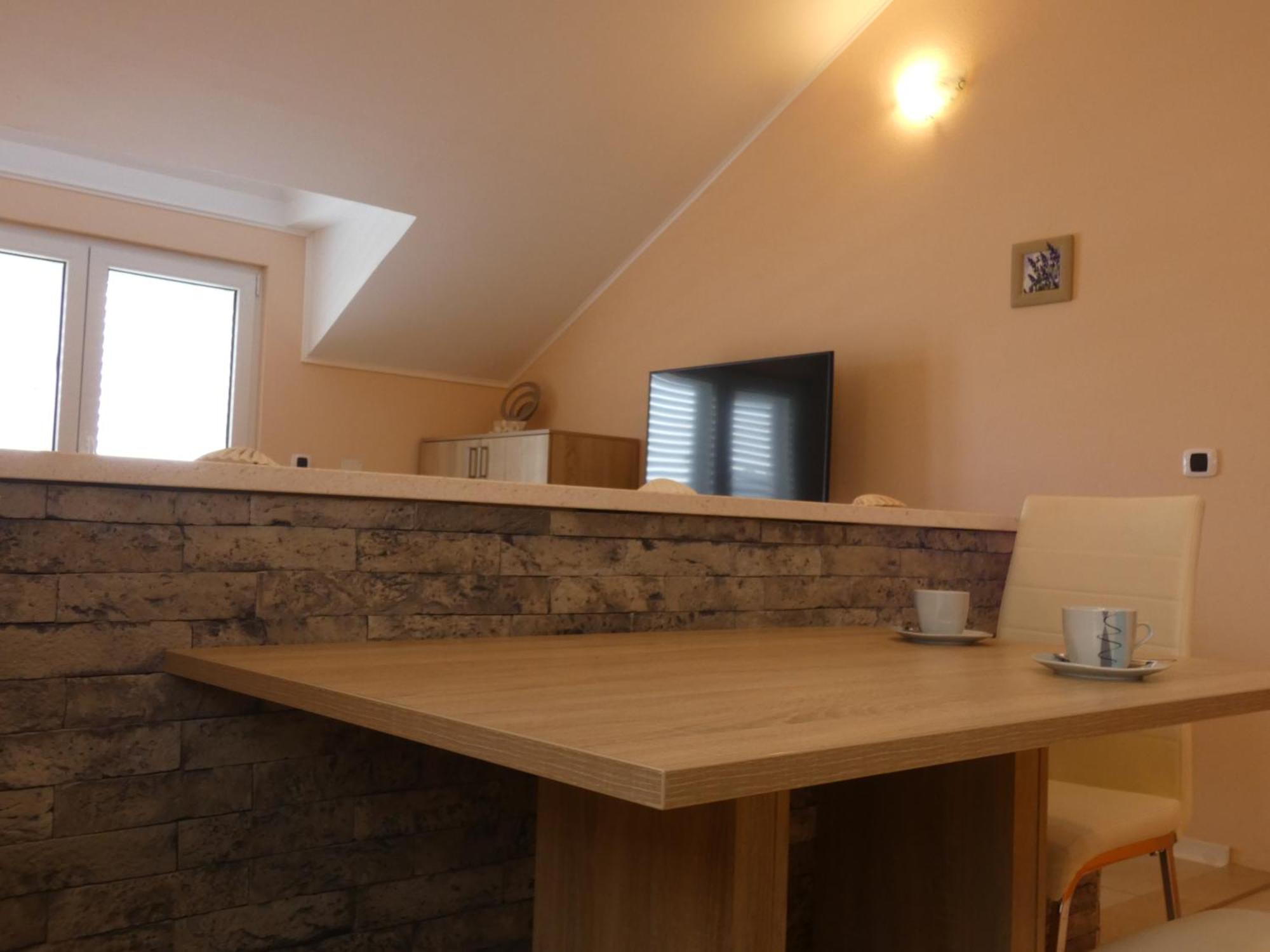 Apartments By The Sea Ubli, Lastovo - 8354 Номер фото